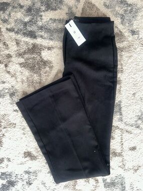 Dynamite pants NWT